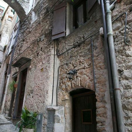 Appartamento Le Violette Dolceacqua Eksteriør bilde