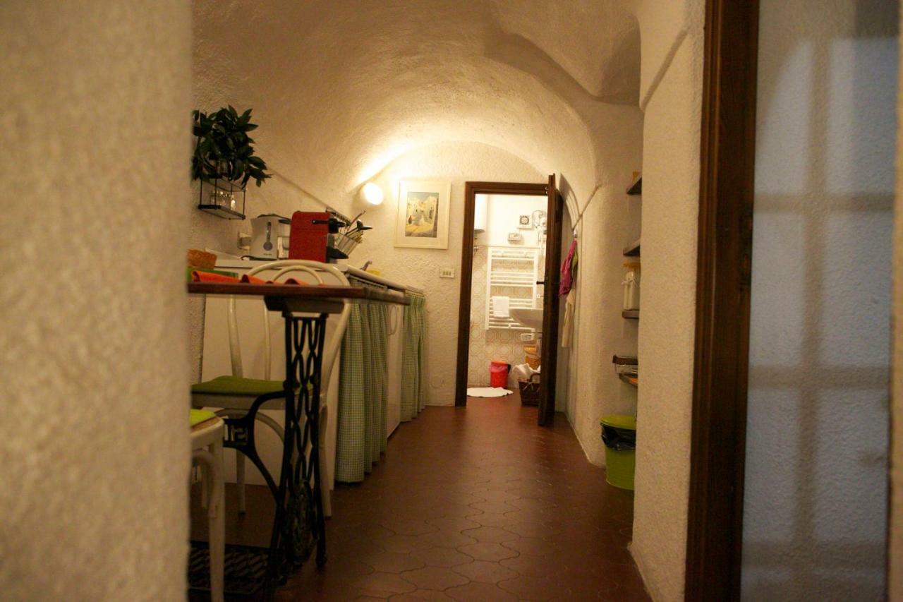 Appartamento Le Violette Dolceacqua Eksteriør bilde